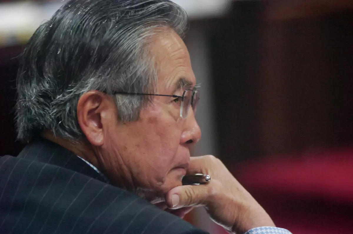 ¿Podrá Fujimori, condenado y con juicios pendientes, postularse a sus 88 años para gobernar Perú?