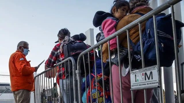 Migrantes chinos llegan a México en busca de trabajo, futuro y, algunos, de un poco de libertad