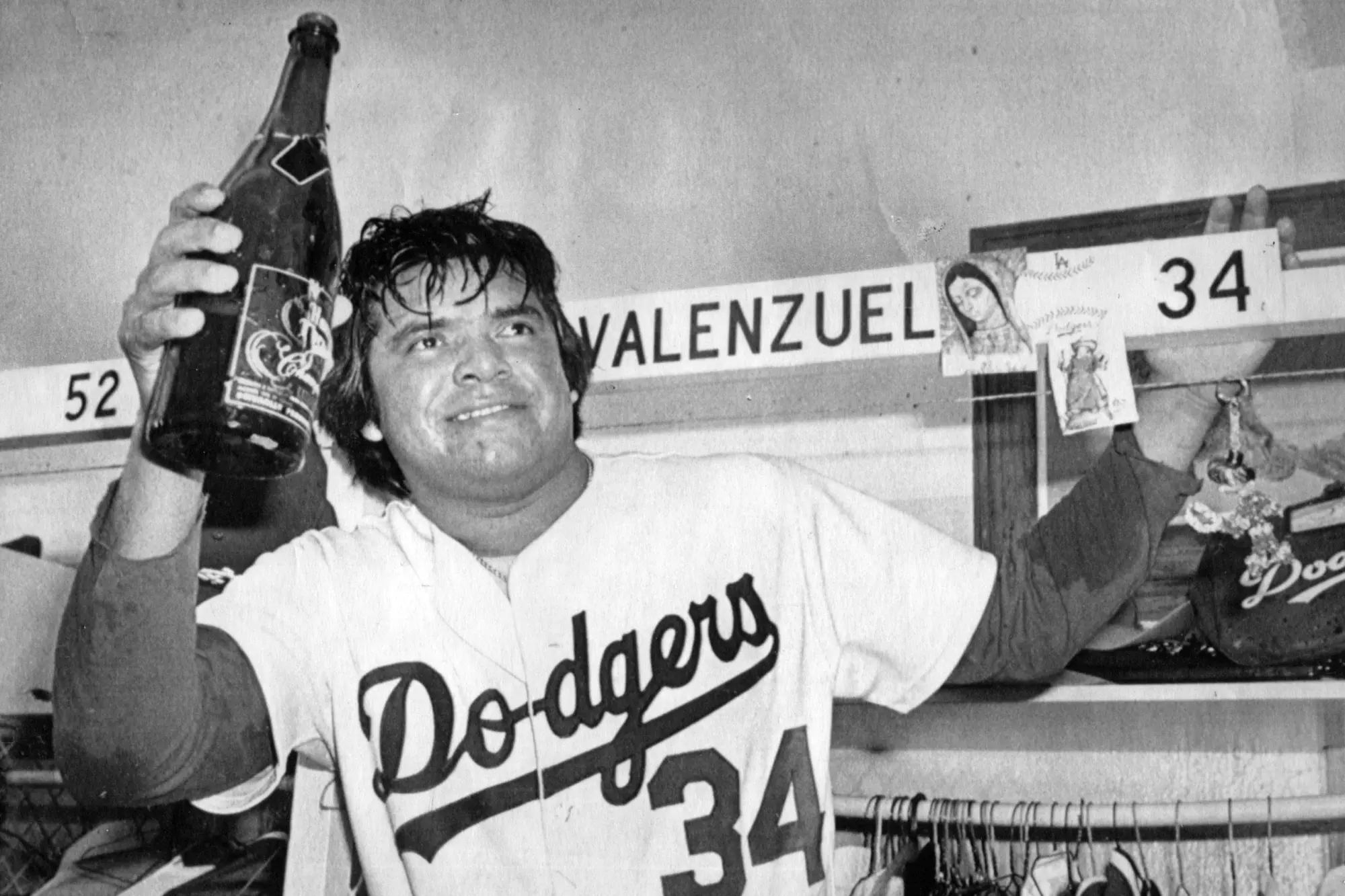 Fallece Fernando Valenzuela, estrella de los Dodgers que desató la Fernandomanía, a los 63 años