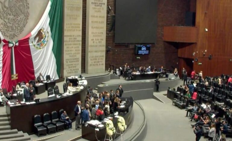 Aprueba Cámara de Diputados con 347 votos a favor reforma de AMLO que desaparece órganos autónomos