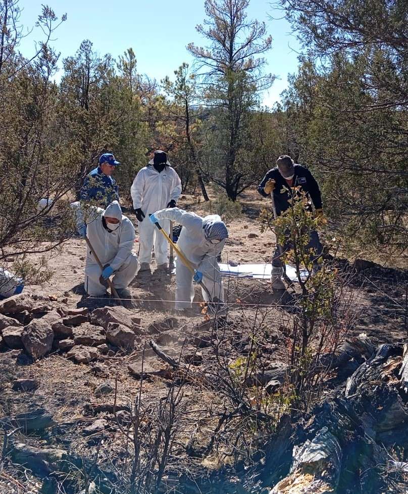 Hallan más fosas clandestinas con varios cuerpos en Casas Grandes