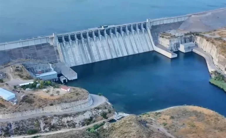 Acelera México entrega de agua a EU