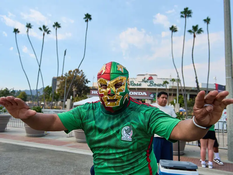 La SRE analiza acciones legales por muerte de ciudadano mexicano en centro del ICE