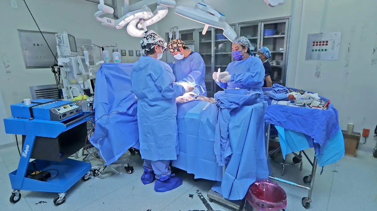 ¿No eres derechohabiente del IMSS? Esto cuesta un consulta y las operaciones