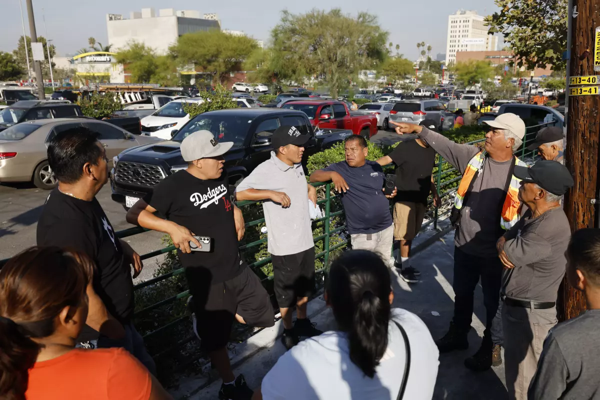 Agentes federales utilizan un camión de alquiler de Penske como ‘caballo de Troya’