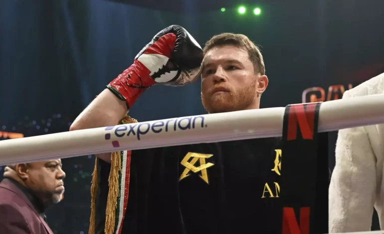 Canelo Álvarez se somete a cirugía en el codo izquierdo y complica su regreso al ring
