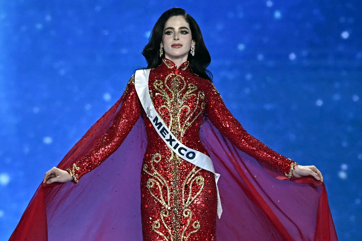 La mexicana Fátima Bosch gana Miss Universo tras el escándalo por su humillación durante el polémico certamen