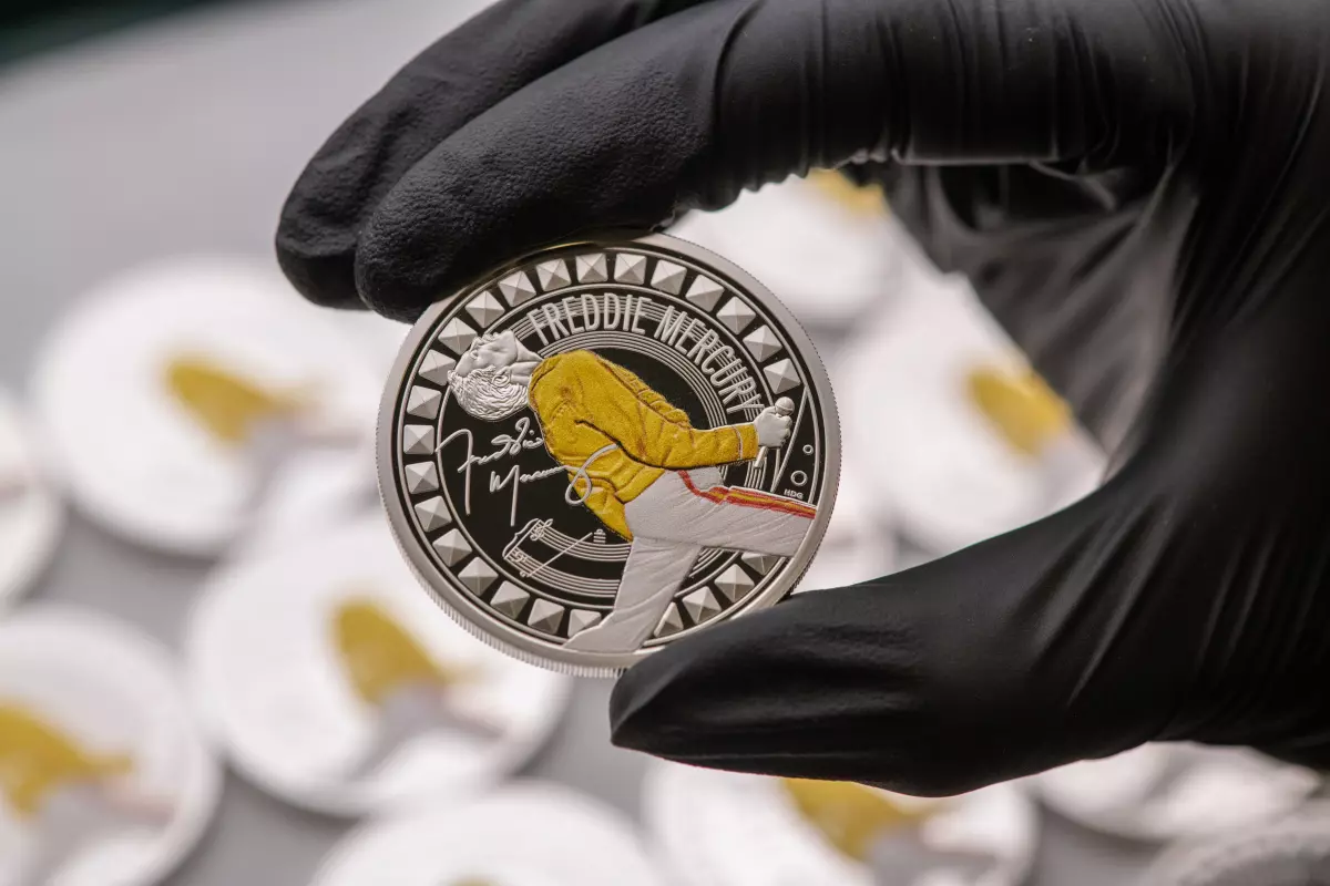 La Real Casa de la Moneda británica emite una moneda especial de Freddie Mercury en homenaje al vocalista