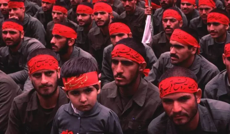 “Es como tener un rey, pero un rey religioso”: cómo es el régimen teocrático de Irán