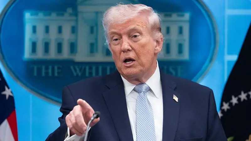 Trump dice que “toda una civilización morirá esta noche” si Irán no llega a un acuerdo para reabrir el estrecho de Ormuz