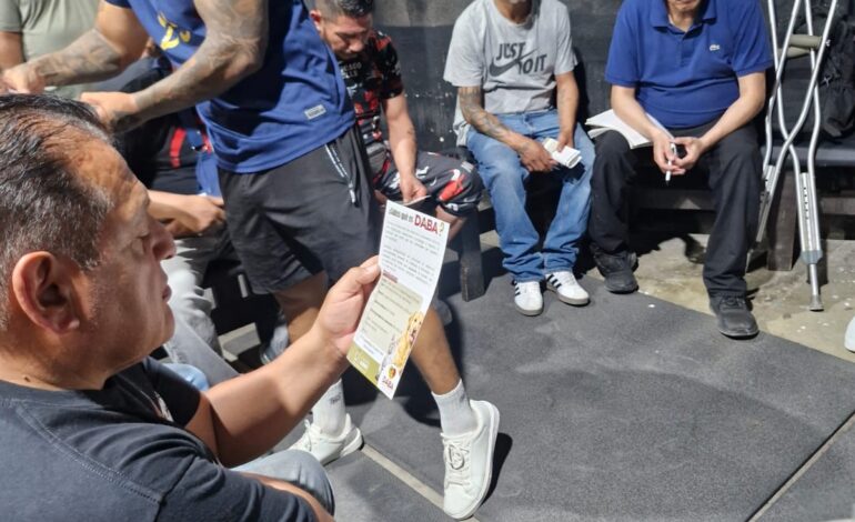 Sancionan a luchadores por maltratar a perrito en Cd Juárez