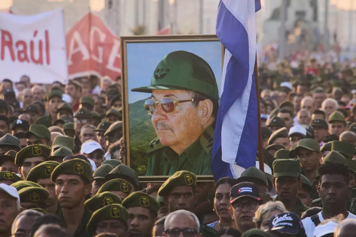 Miles de cubanos muestran su apoyo a Raúl Castro luego de acusaciones de EEUU
