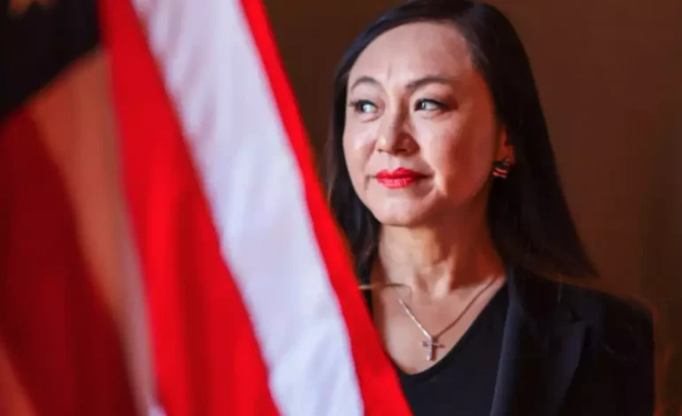 Alcaldesa del sur de California se declarará culpable de actuar como agente de China