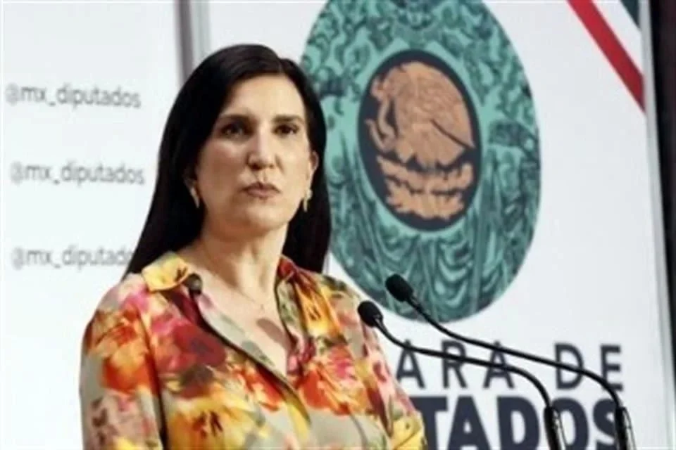 Deje Gobernar a la Presidenta, le dice Kenia a AMLO