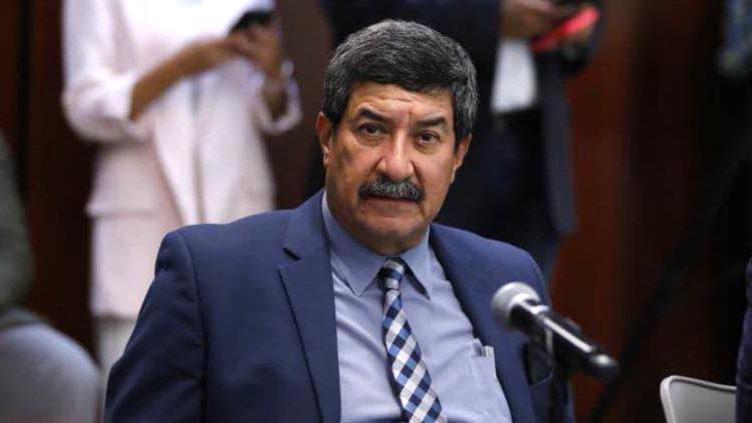 Circula en redes carta contra Javier Corral