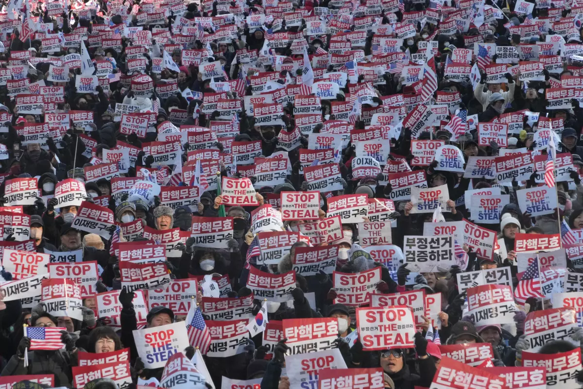 Ley surcoreana contra las “noticias falsas” entra en vigor entre preocupaciones de periodistas